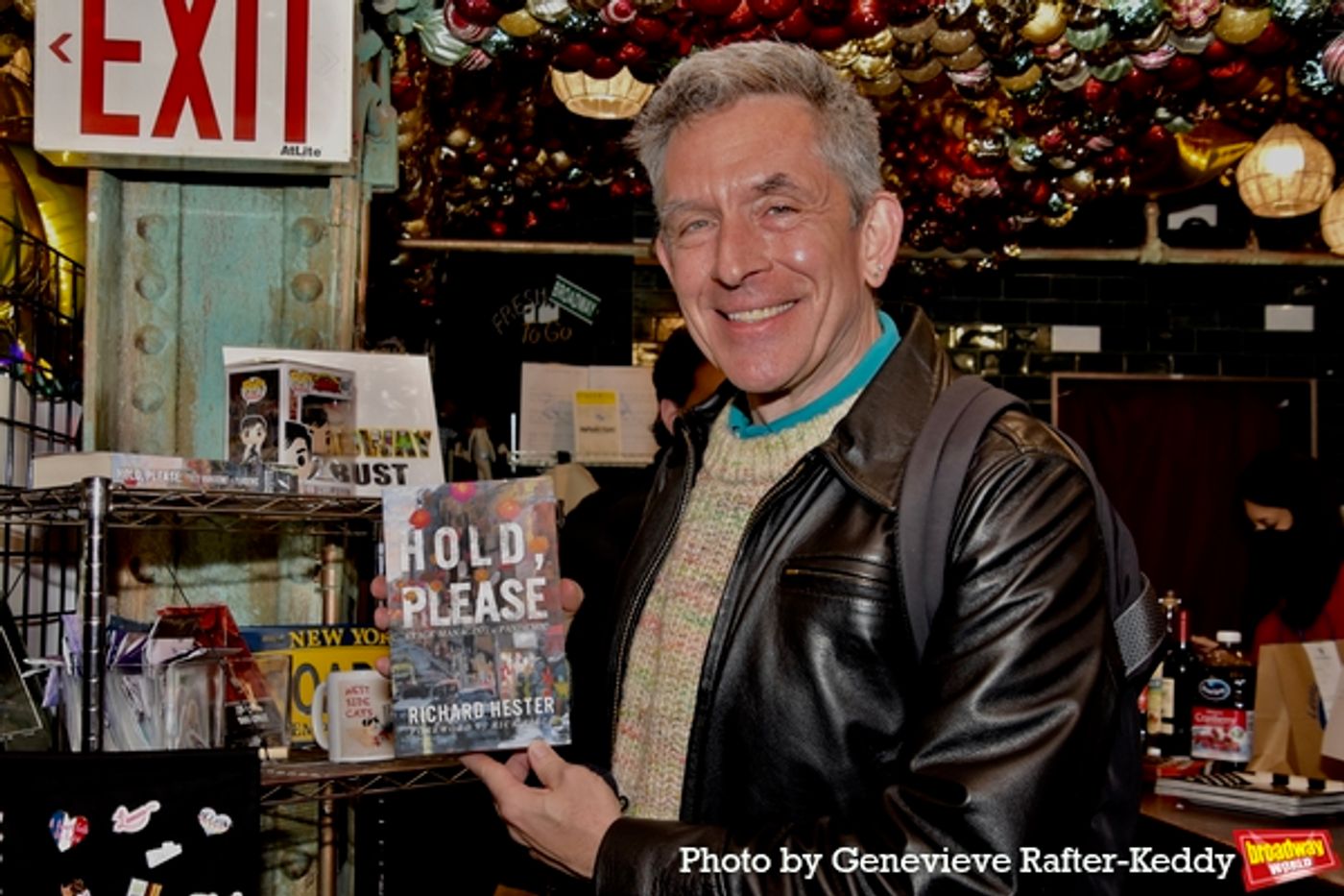 Photos: The Early Night Show with Josh Turchin at the Broadway Marketplace  Image