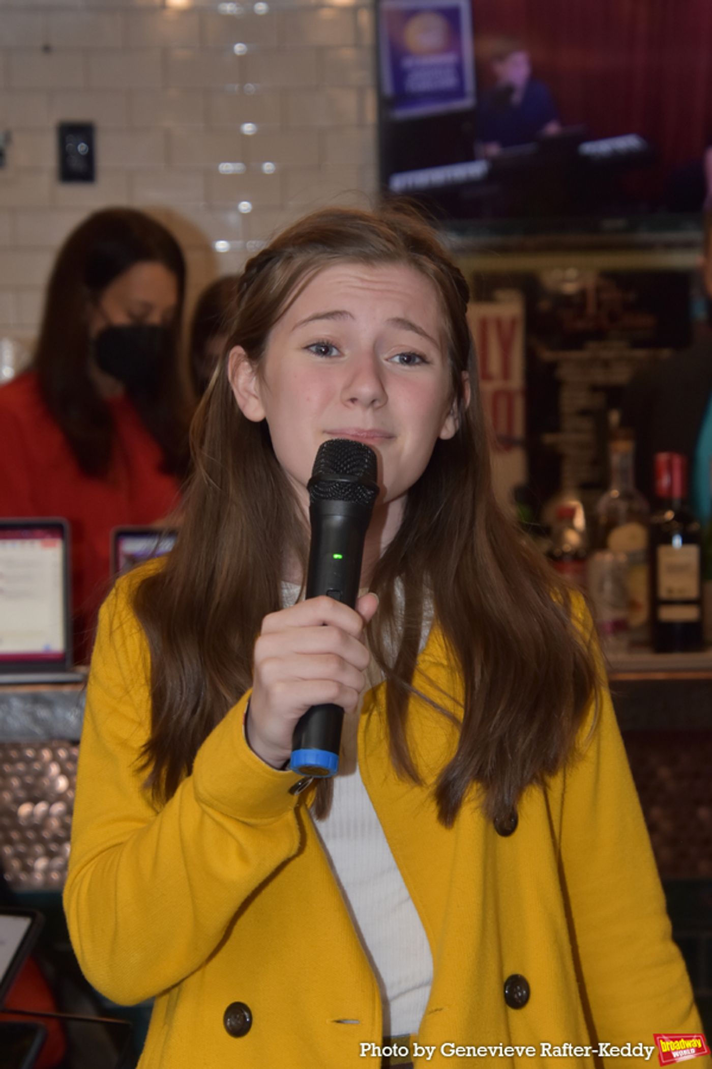 Photos: The Early Night Show with Josh Turchin at the Broadway Marketplace  Image