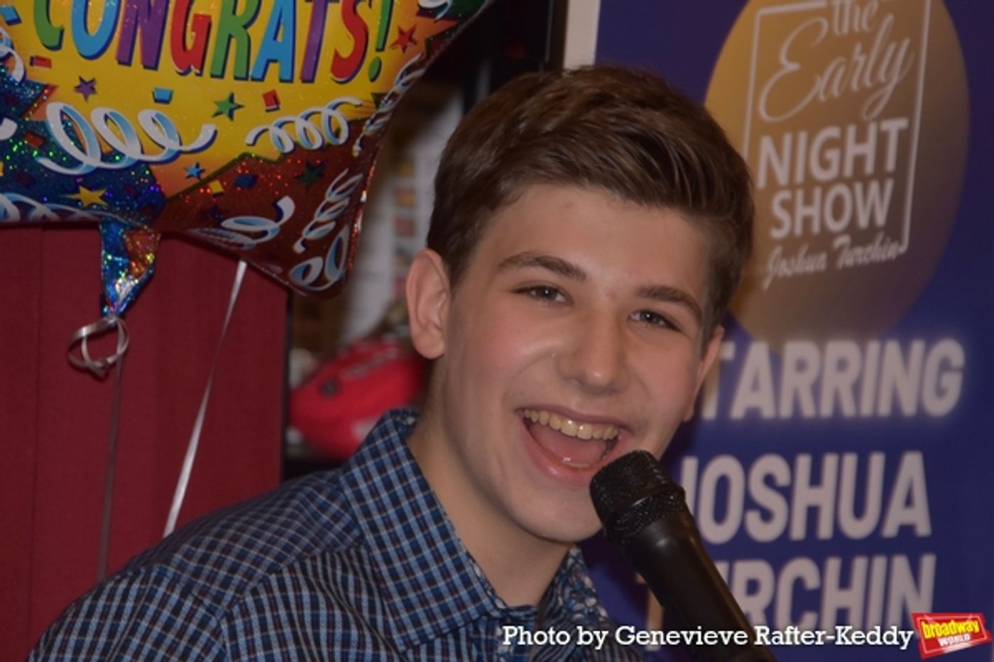 Photos: The Early Night Show with Josh Turchin at the Broadway Marketplace  Image