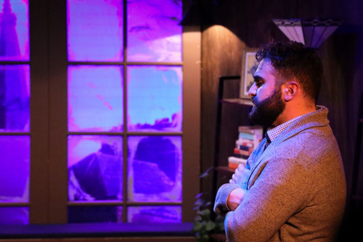 Sean Ricciardi as Ian in SHINING CITY.  at 