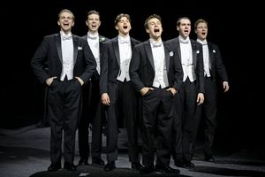 Steven Telsey, Sean Bell, Blake Roman, Danny Kornfeld, Zal Owen, Eric Peters
@ BroadwayWorld Steven Telsey, Sean Bell, Blake Roman, Danny Kornfeld, Zal Owen, Eric Peters
Photo