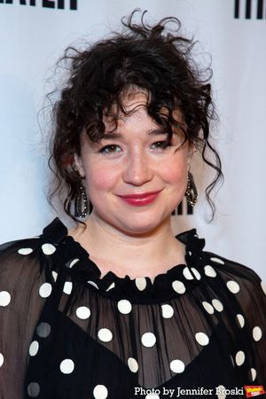 Sarah Steele Photo