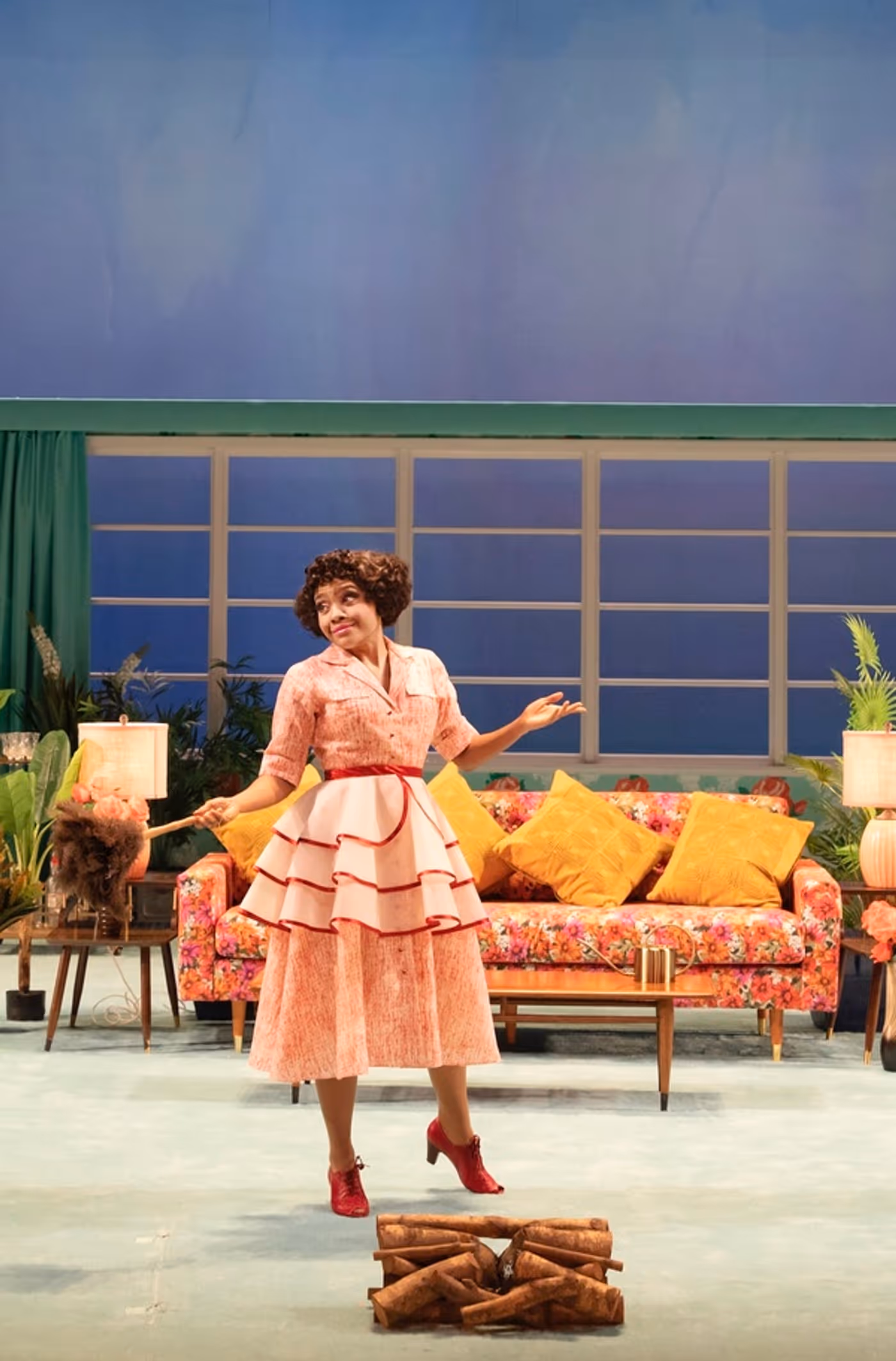 Photos: First Look at THE SKIN OF OUR TEETH on Broadway  Image