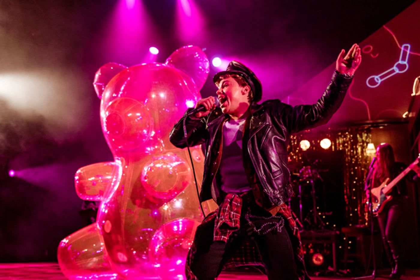 Photos: First Look at Divina De Campo and More in HEDWIG AND THE ANGRY INCH  Image