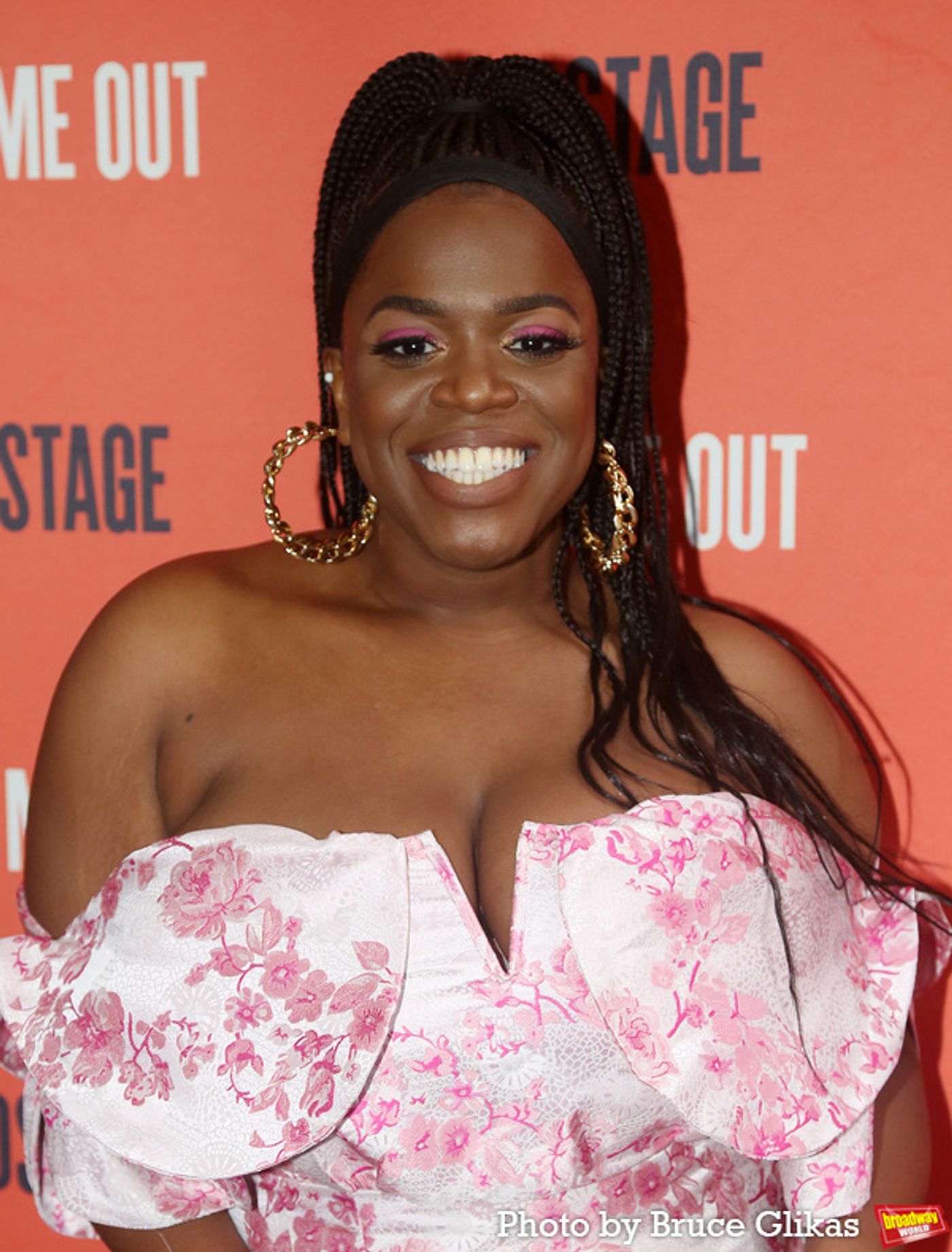 Photos: Stars Arrive on the Red Carpet at TAKE ME OUT Opening Night  Image