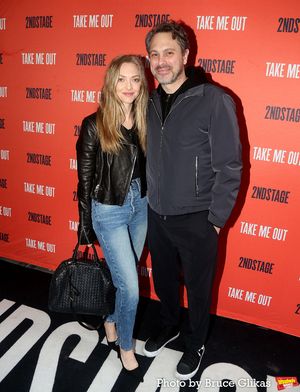 Amanda Seyfried and Thomas Sadoski Photo