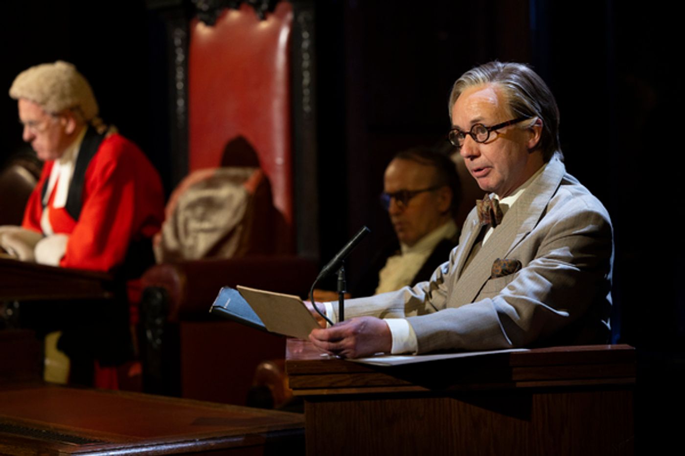 Photos: Check Out All New Photos From WITNESS FOR THE PROSECUTION at London's County Hall  Image
