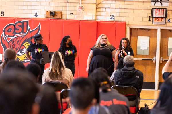 Keirsten Nicole Hodgens (SIX cast member) Nicole Kyoung-Mi Lambert (SIX cast member), Photo