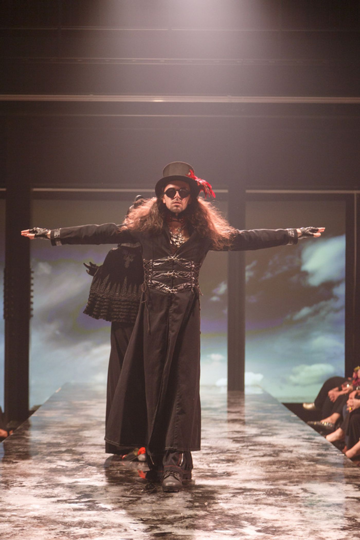 Photos: Pittsburgh Opera Presents DIVA DREAMS AND FASHION QUEENS Fashion Show  Image