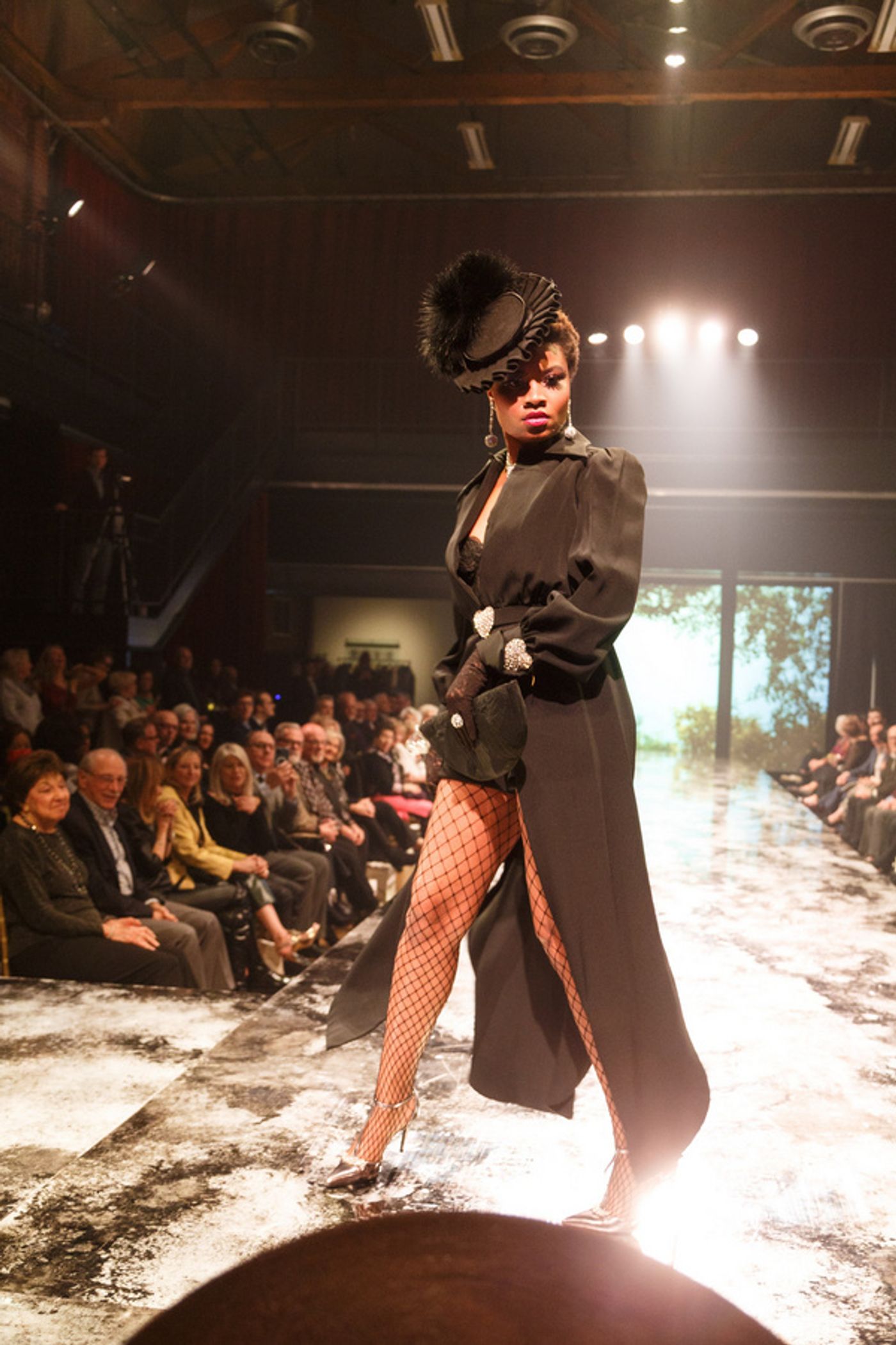 Photos: Pittsburgh Opera Presents DIVA DREAMS AND FASHION QUEENS Fashion Show  Image