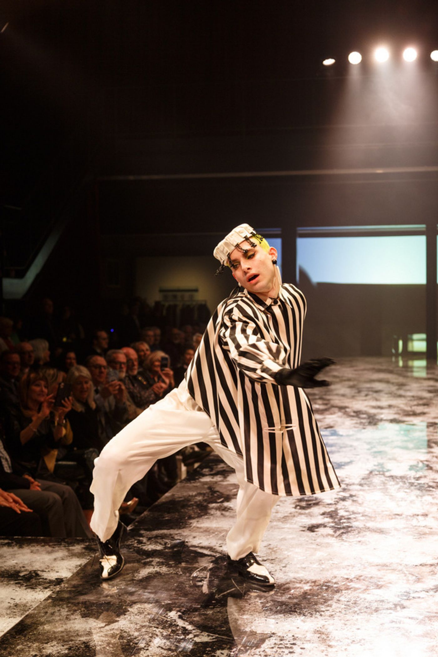 Photos: Pittsburgh Opera Presents DIVA DREAMS AND FASHION QUEENS Fashion Show  Image