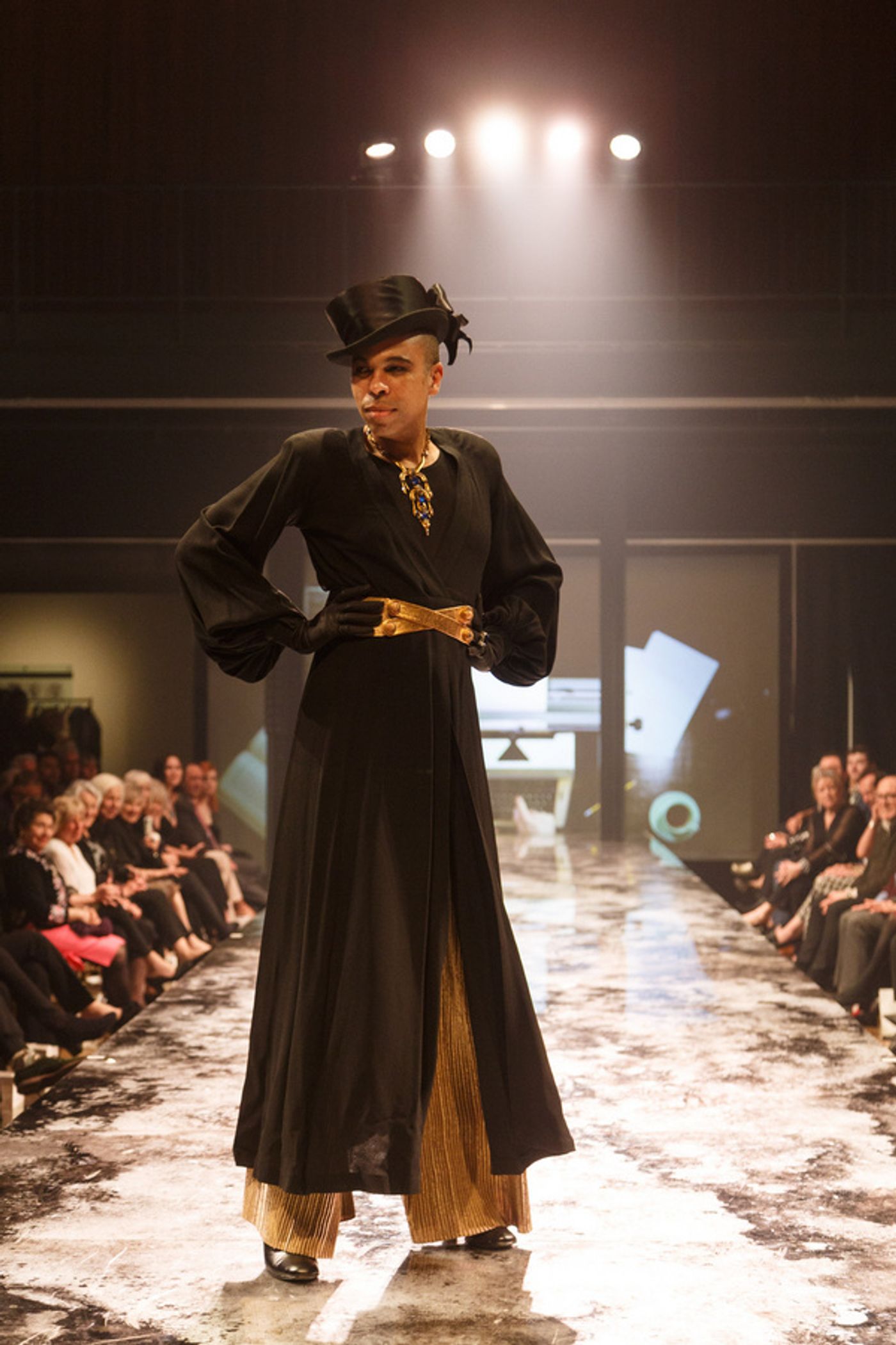 Photos: Pittsburgh Opera Presents DIVA DREAMS AND FASHION QUEENS Fashion Show  Image