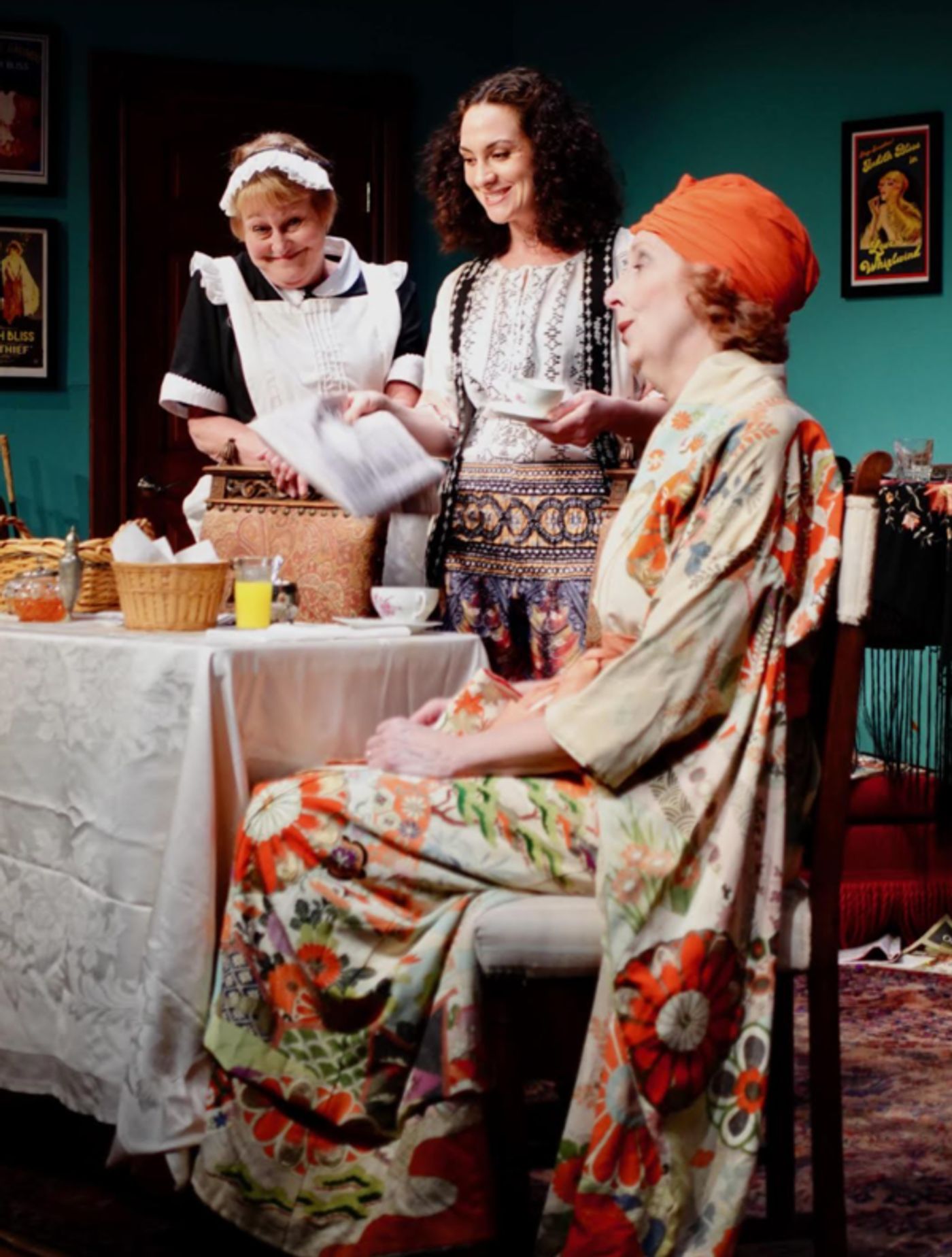 Photos: Inside Look at The Town Players of New Canaan's Production of HAY FEVER  Image