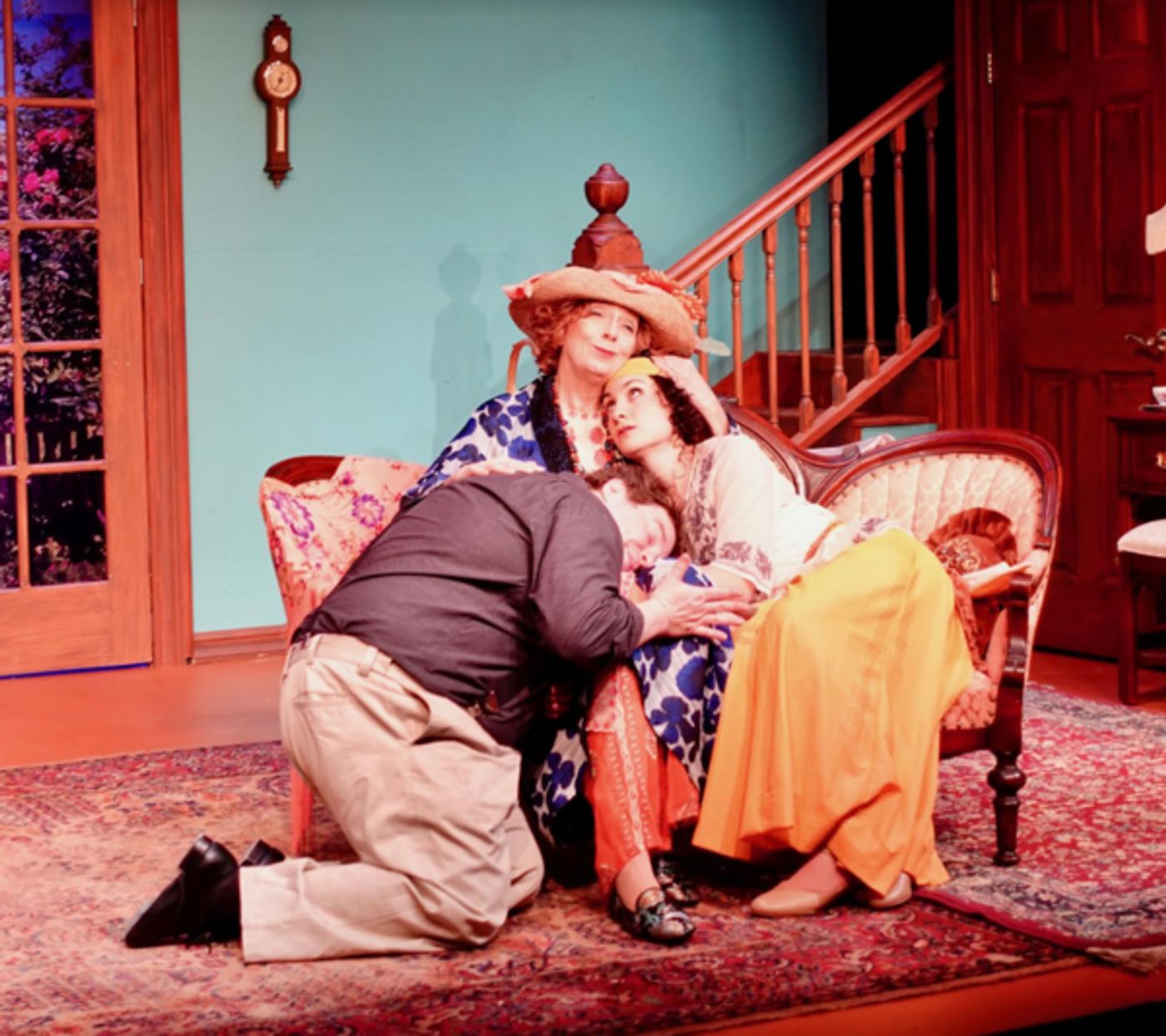 Photos: Inside Look at The Town Players of New Canaan's Production of HAY FEVER  Image