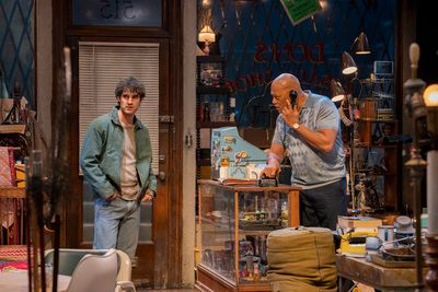 Darren Criss, Laurence Fishburne Photo