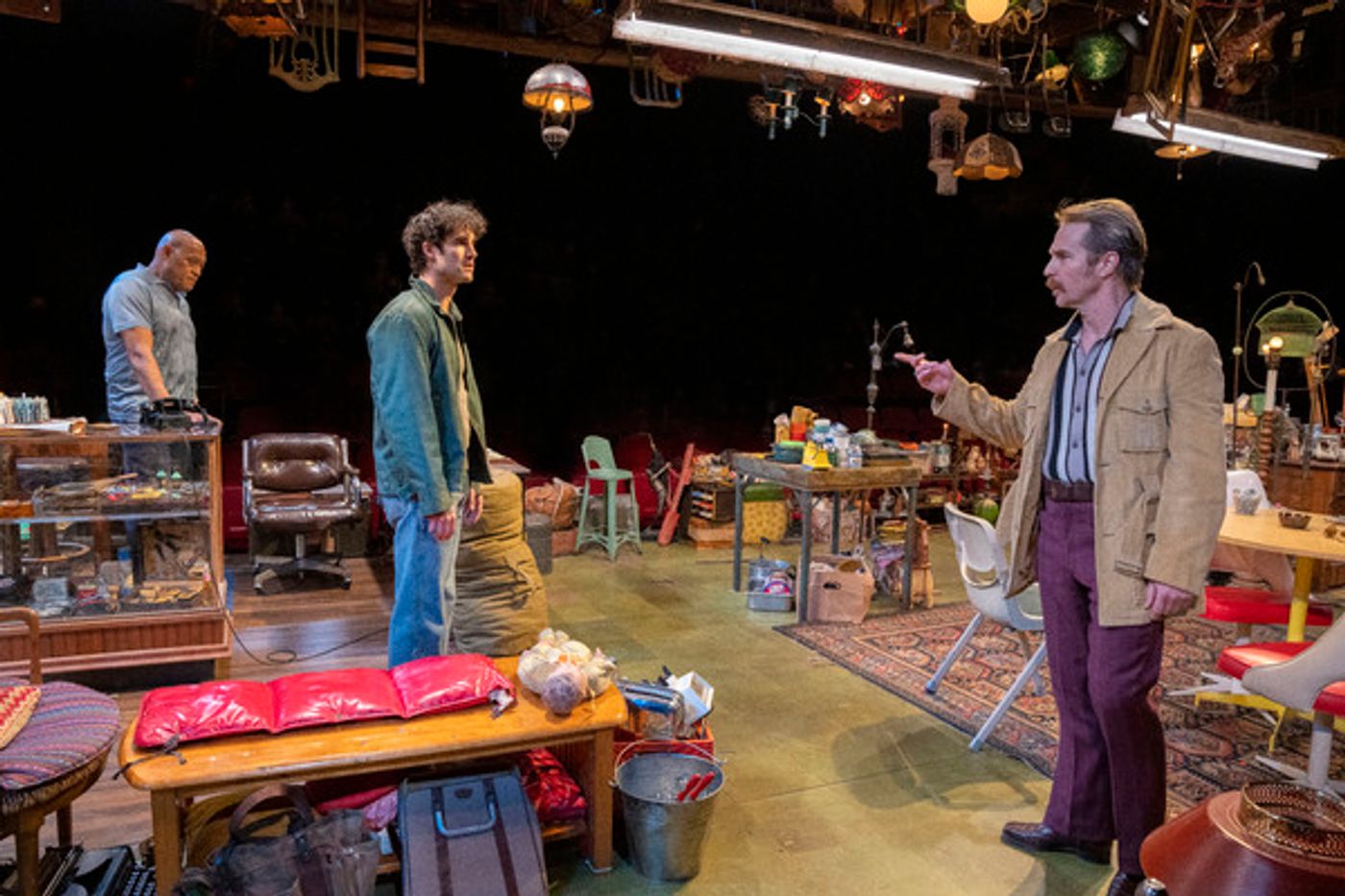 Photos: First Look at Laurence Fishburne, Sam Rockwell & Darren Criss in AMERICAN BUFFALO  Image