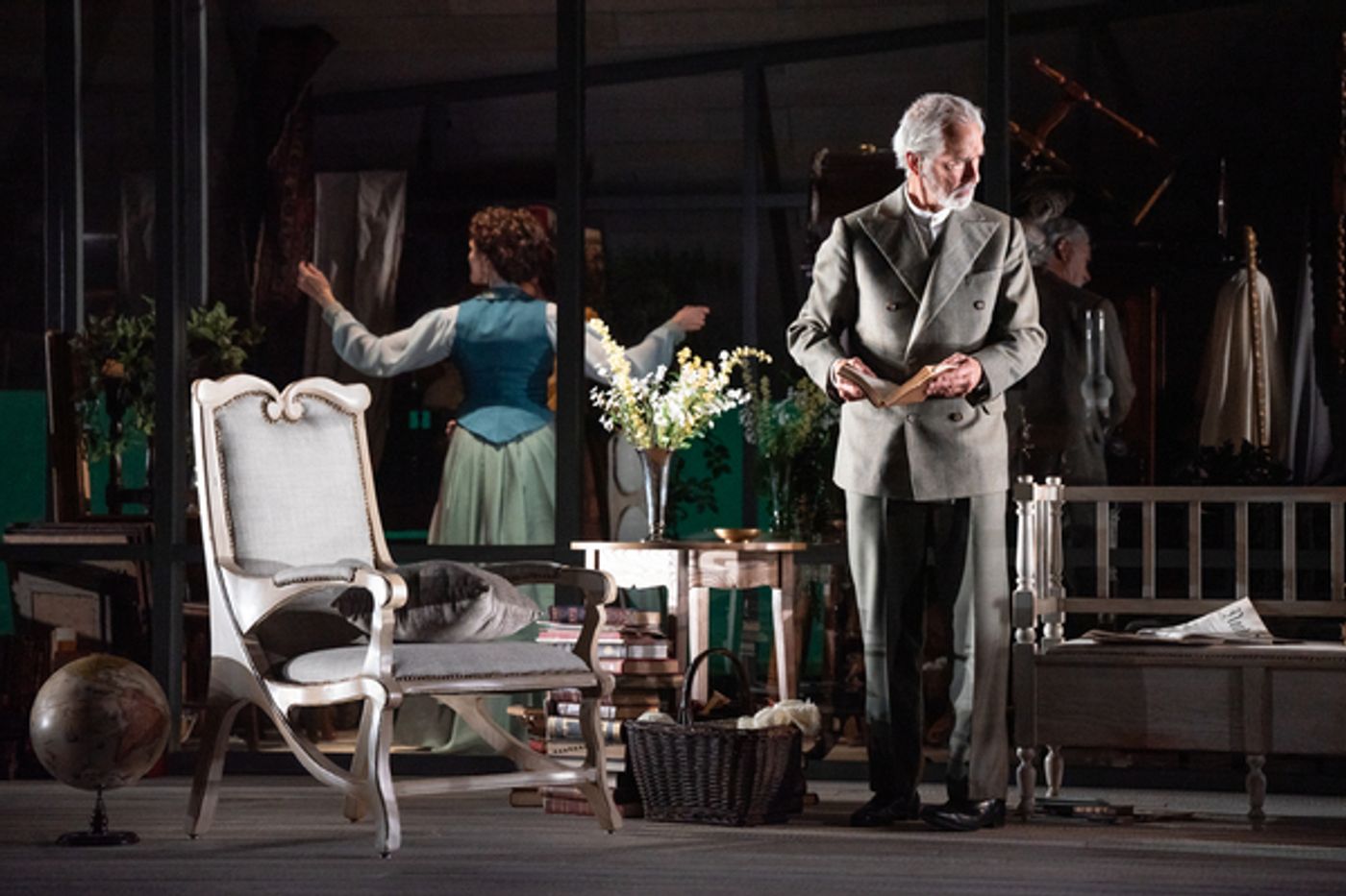 Photos: First Look at GHOSTS at Seattle Rep  Image