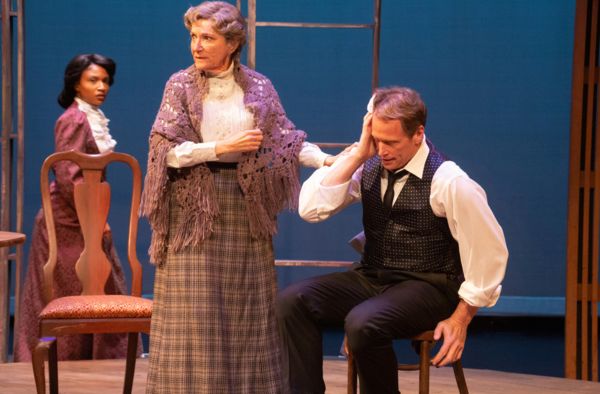 Nicolette Ellis, Eileen T’Kaye, Scott Roberts
Photo by Kayte Deioma Photo