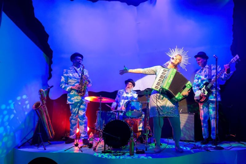 Review: SELFIE! THE MUSICAL at The Vortex  Image