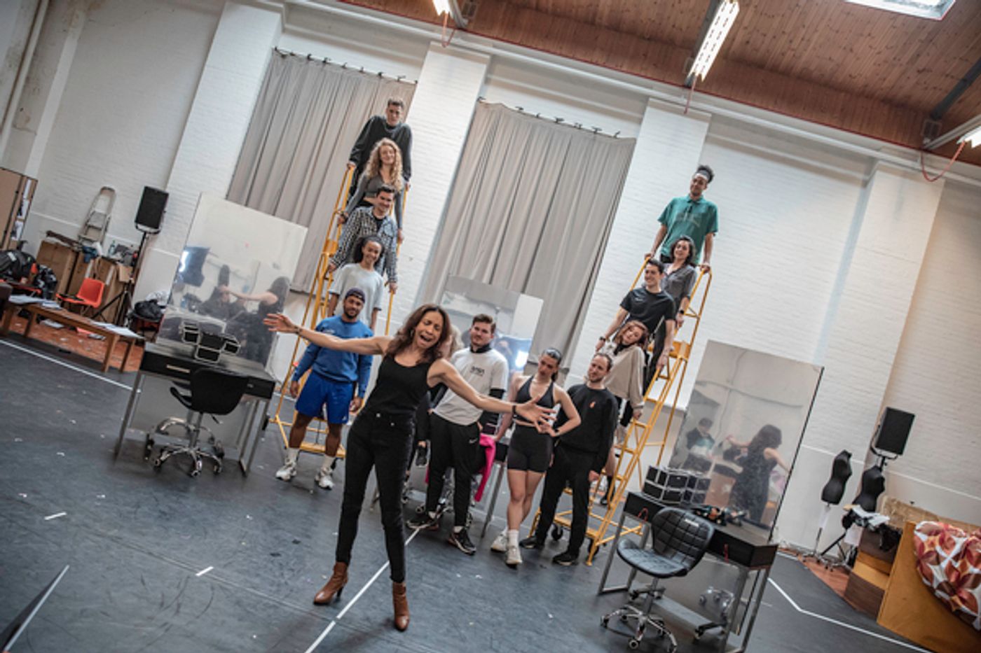 Photos: UK and Ireland Tour of THE CHER SHOW Announces Full Casting, Shares Rehearsal Pictures  Image