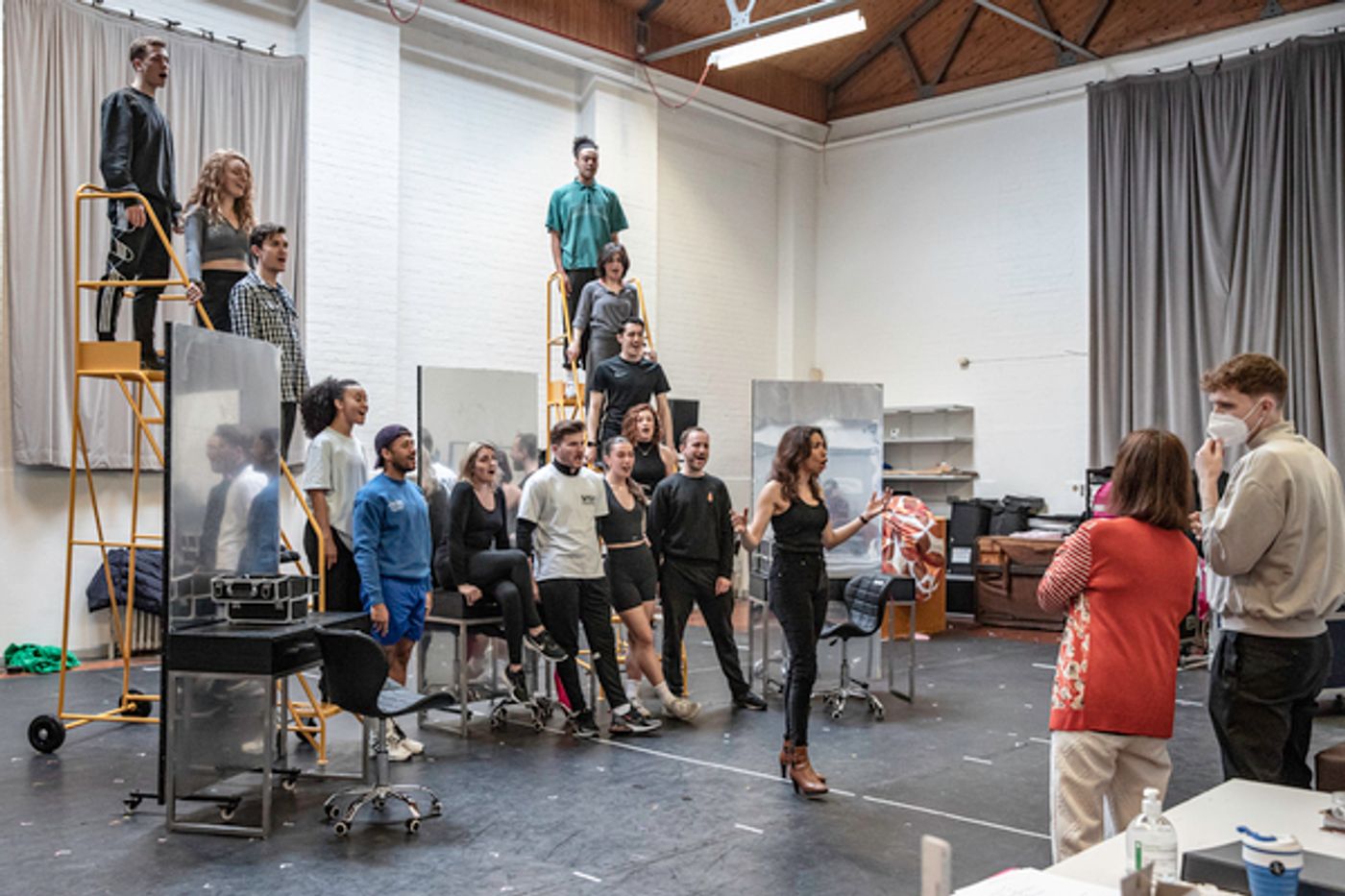 Photos: UK and Ireland Tour of THE CHER SHOW Announces Full Casting, Shares Rehearsal Pictures  Image