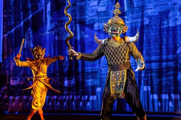Photos: First Look At Adam Jacobs, Besty Morgan & More In Drury Lane's THE KING AND I  Image