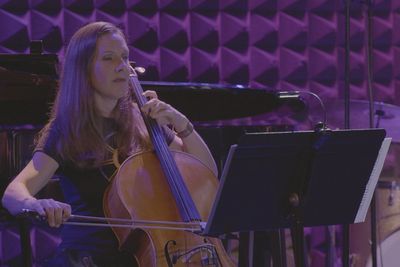Cellist Jody Redhage Photo