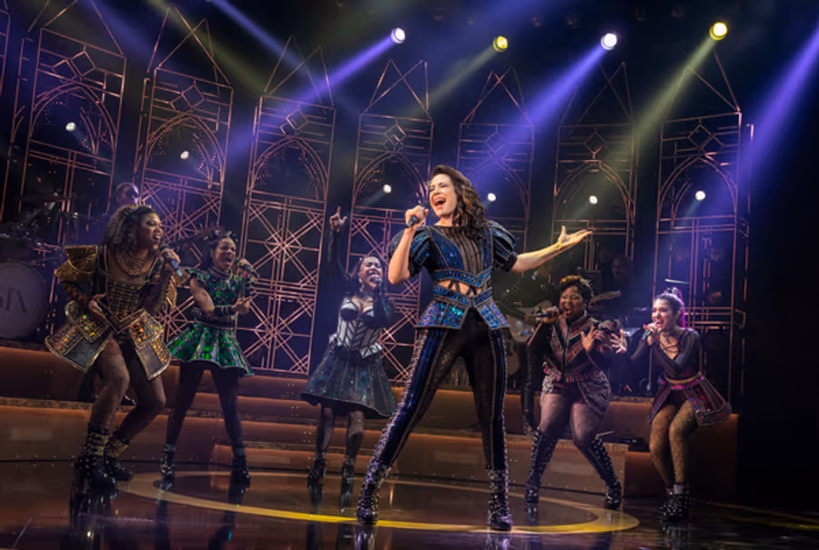 Photos: Get A First Look At SIX on Tour Image