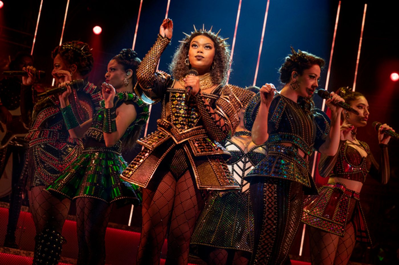 Photos: Get A First Look At SIX on Tour  Image