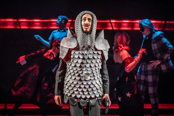 Photos: First Look at the World Premiere of SCANDALTOWN — photo 1 of 12
