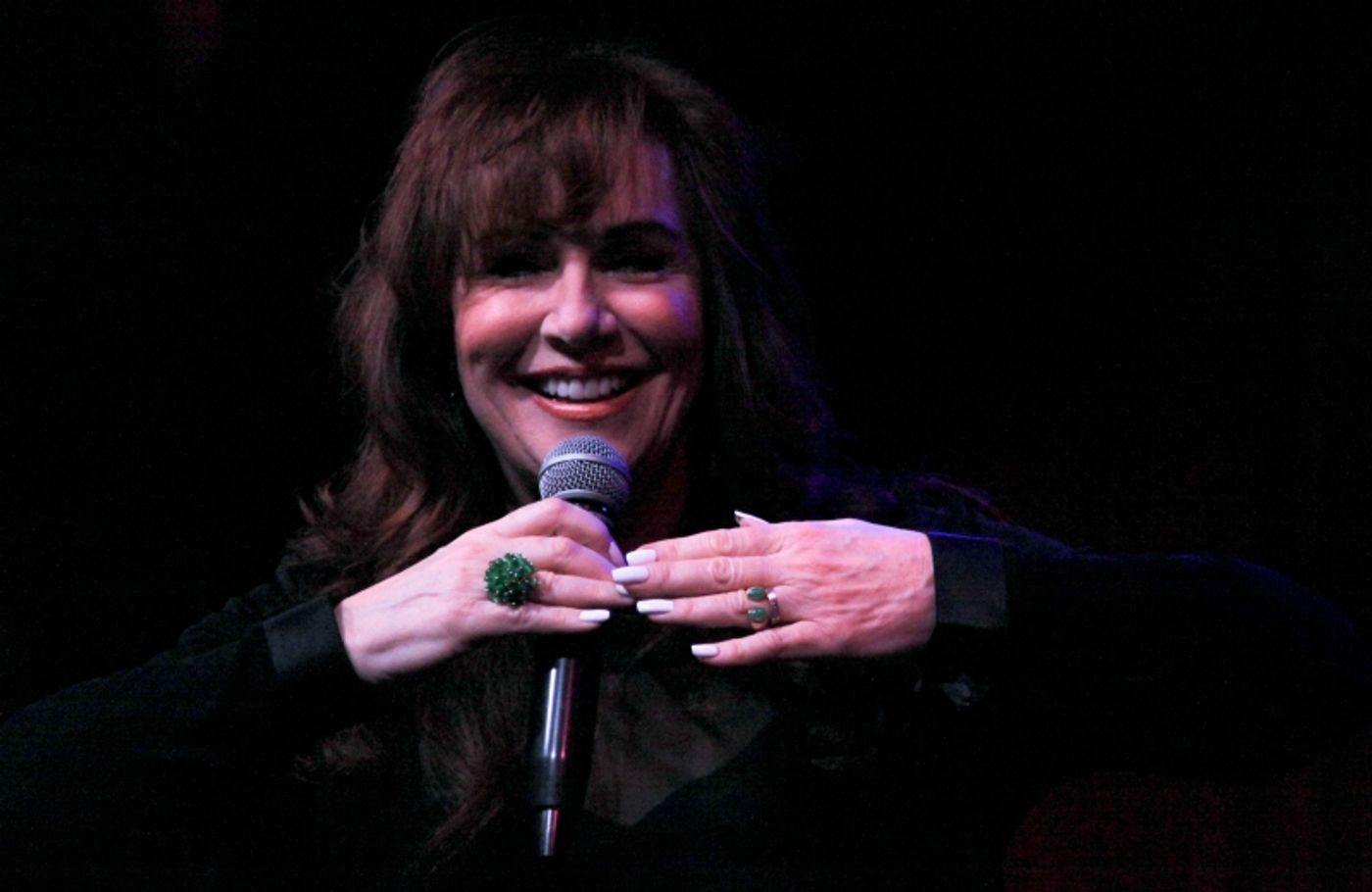 Review: DEBBIE GRAVITTE PLUS ONE... WITH STEPHEN SCHWARTZ Turns Birdland Into a Living Room  Image