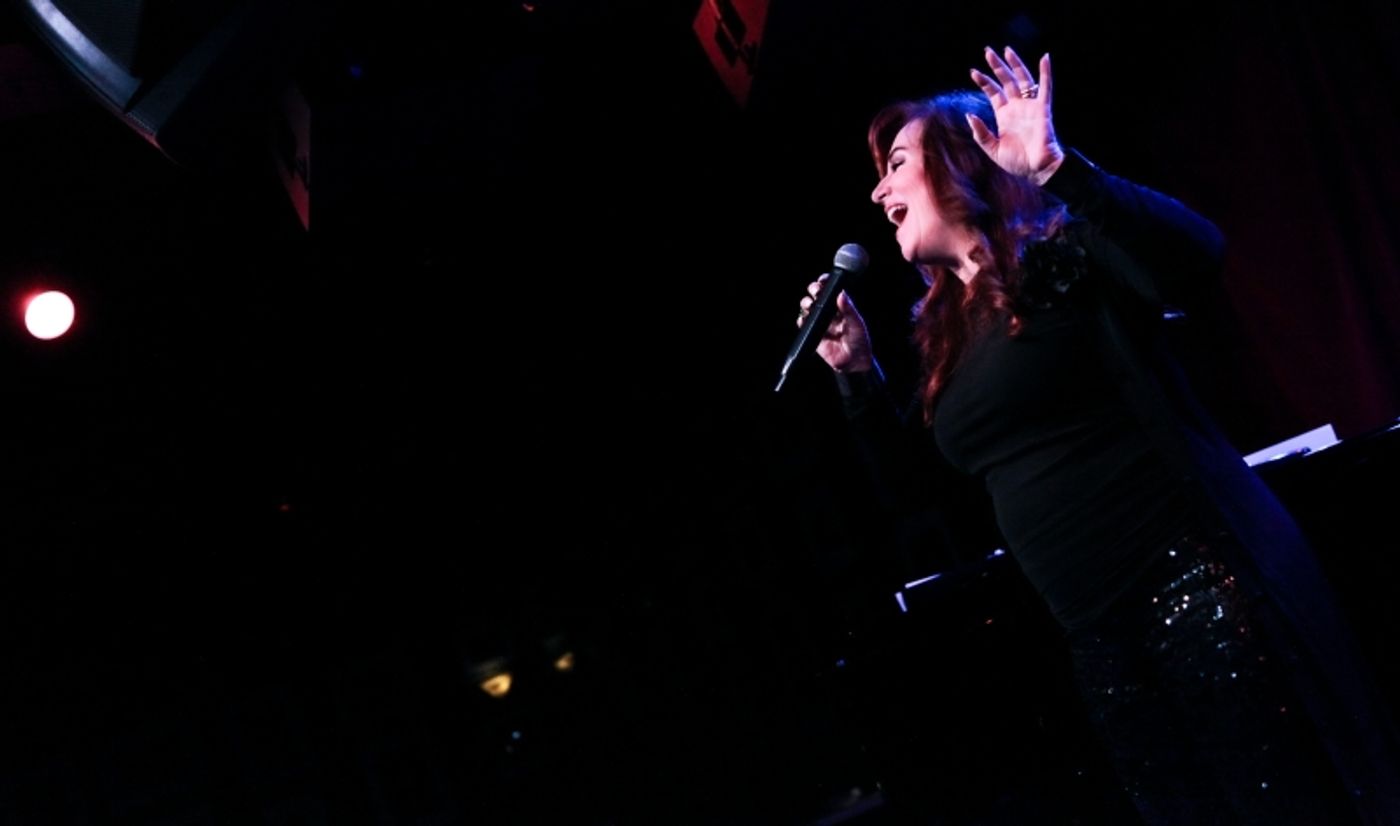 Review: DEBBIE GRAVITTE PLUS ONE... WITH STEPHEN SCHWARTZ Turns Birdland Into a Living Room  Image