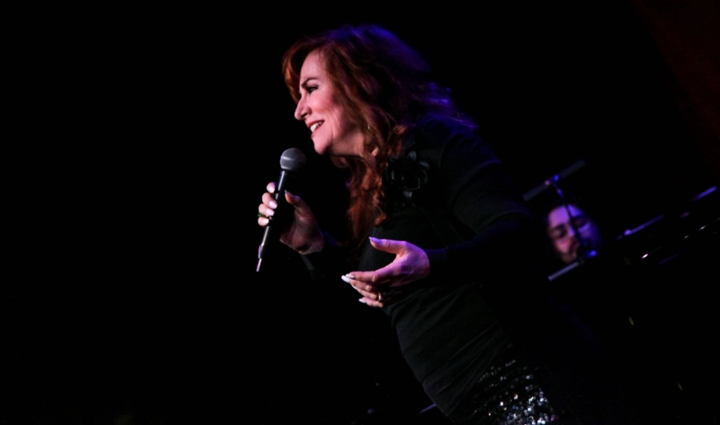 Review: DEBBIE GRAVITTE PLUS ONE... WITH STEPHEN SCHWARTZ Turns Birdland Into a Living Room  Image