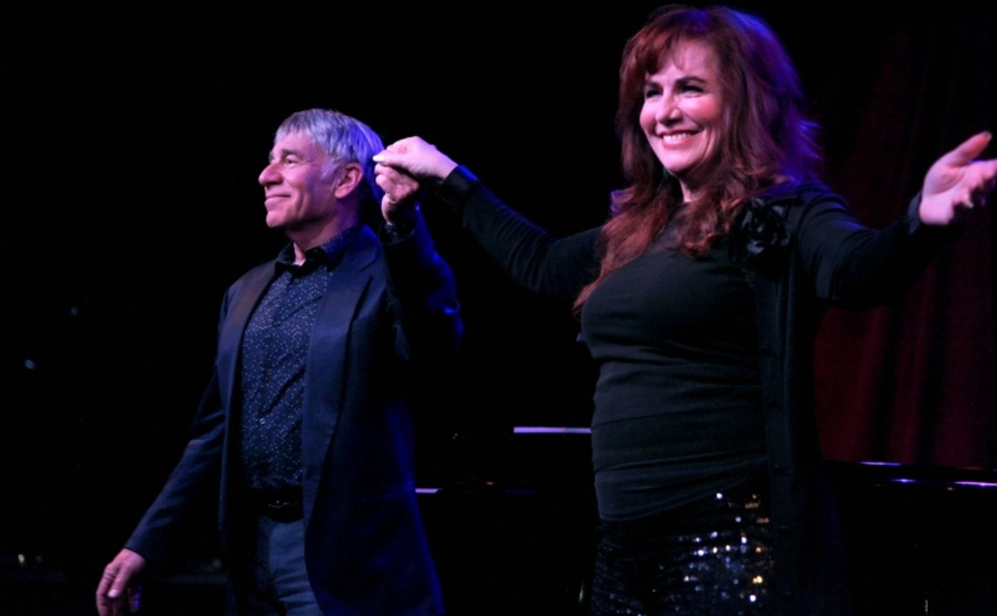 Review: DEBBIE GRAVITTE PLUS ONE... WITH STEPHEN SCHWARTZ Turns Birdland Into a Living Room  Image