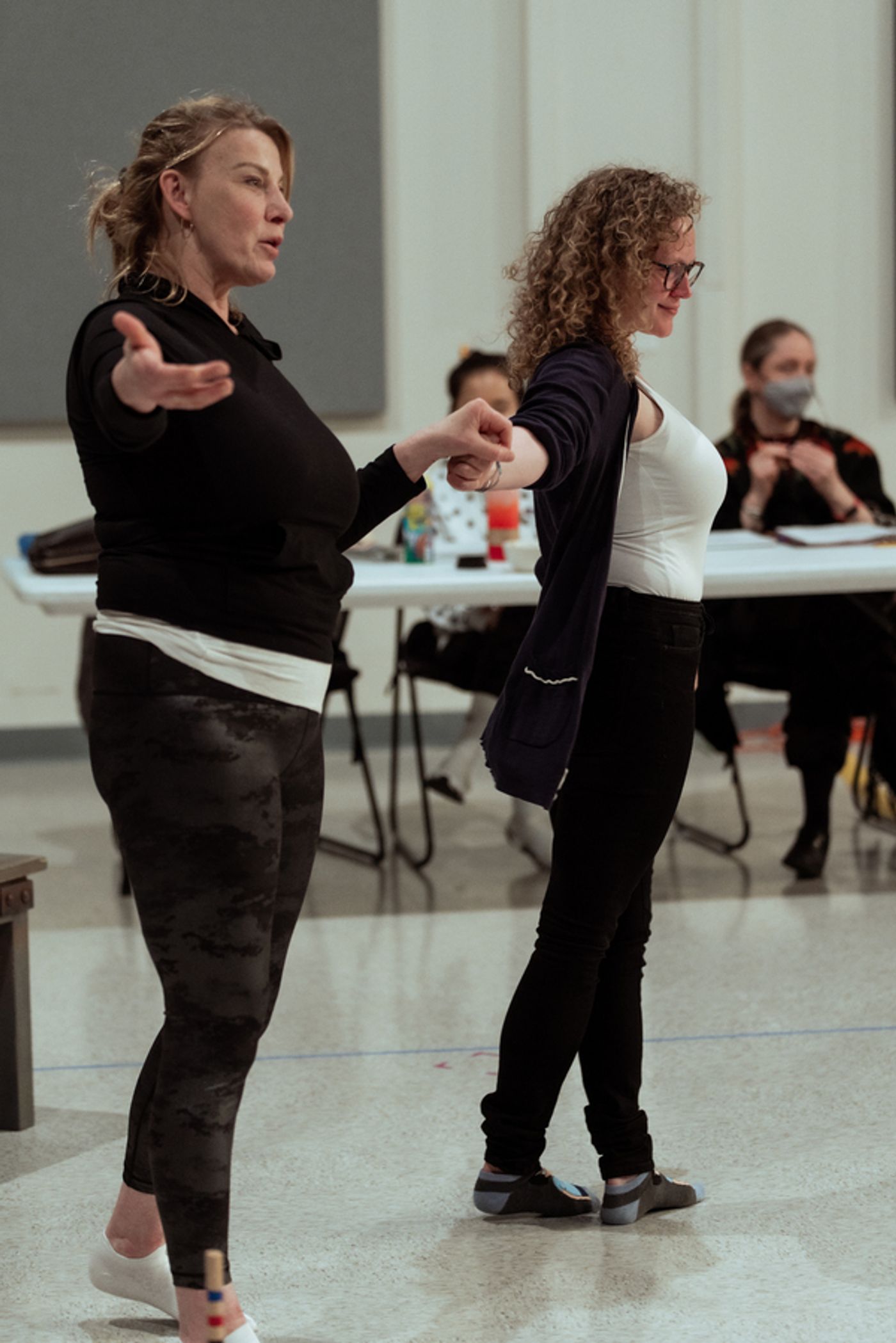 Photos: Go Inside Rehearsals for SEAGULL at Steppenwolf  Image