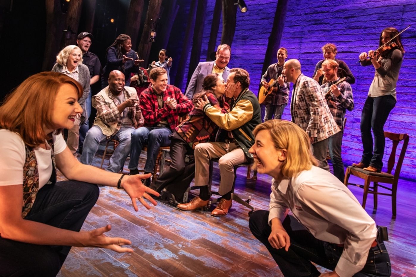Review: COME FROM AWAY at The National Theatre  Image