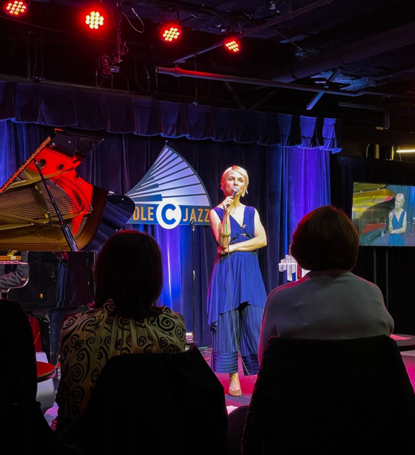 Review: KAT EDMONSON Brings Latenight Chic to Middle C  Image