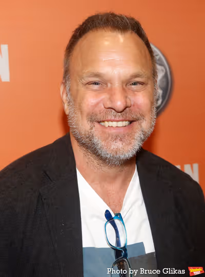 Norbert Leo Butz Photo