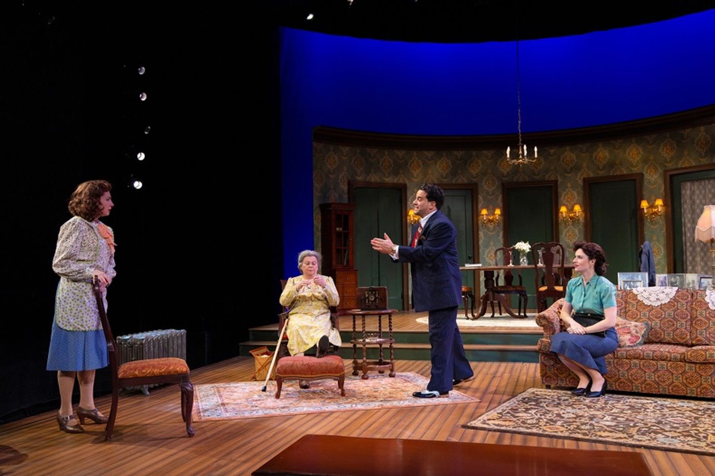 Review: LOST IN YONKERS at Hartford Stage Review: LOST IN YONKERS at Hartford Stage Image