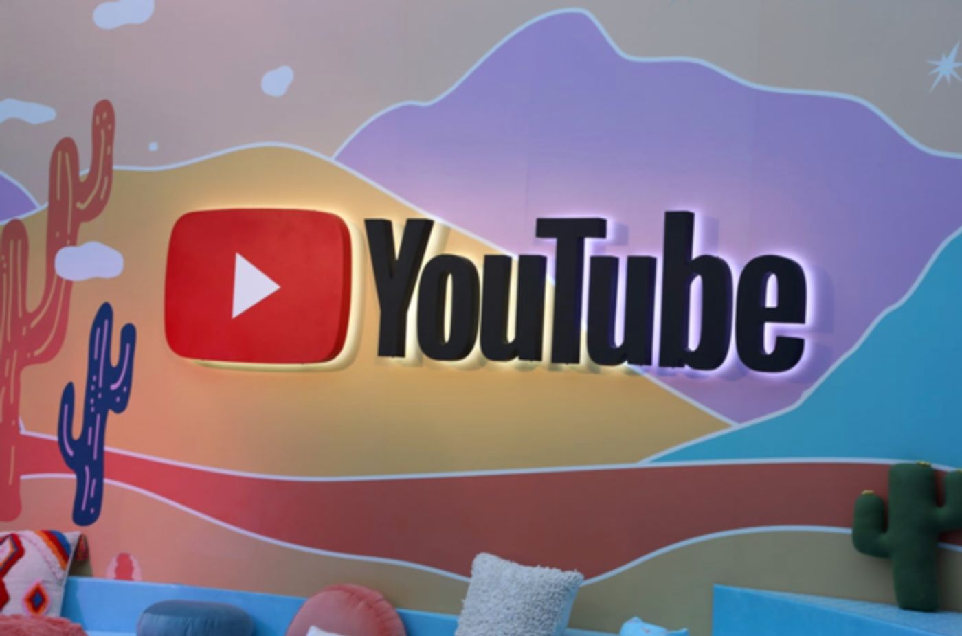 Photos: Inside Look at YouTube Presents Front Row Coachella Livestream Event Photos: Inside Look at YouTube Presents Front Row Coachella Livestream Event Image