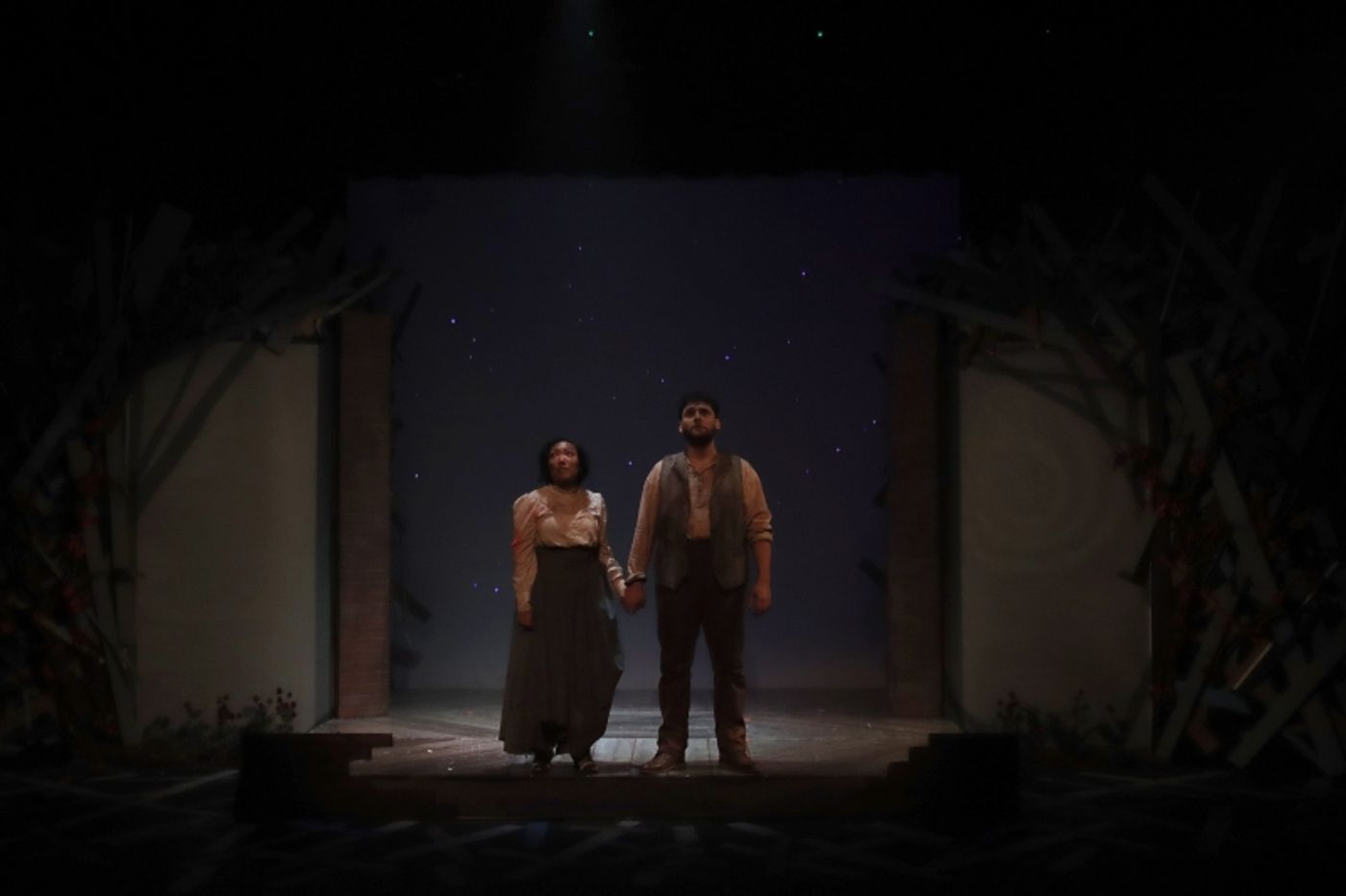 Review: THE WAR OF THE WORLDS at Classical Theatre Company is a Science Fiction Odyssey  Image