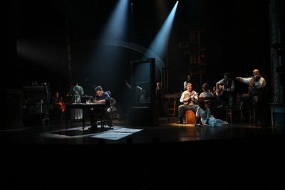 The cast Photo
