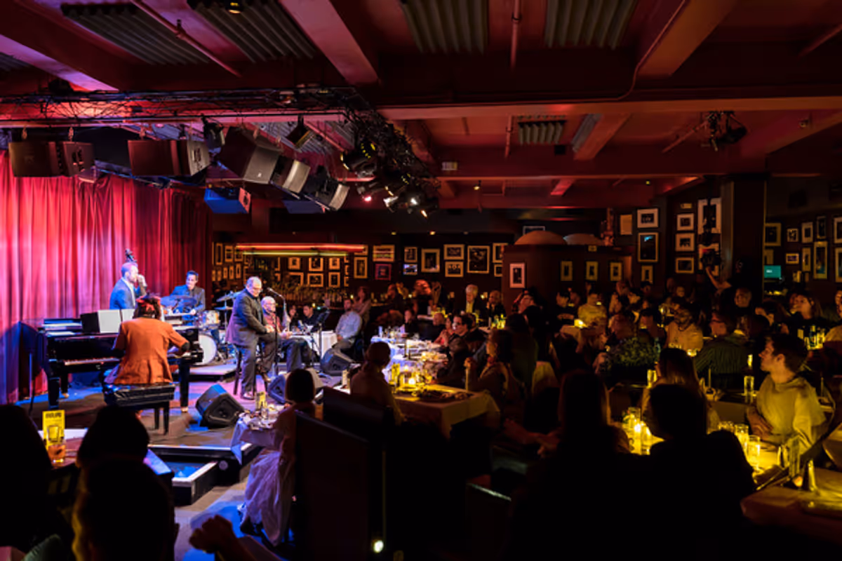 John Minnock at Photos: John Minnock Shines At Birdland Debut