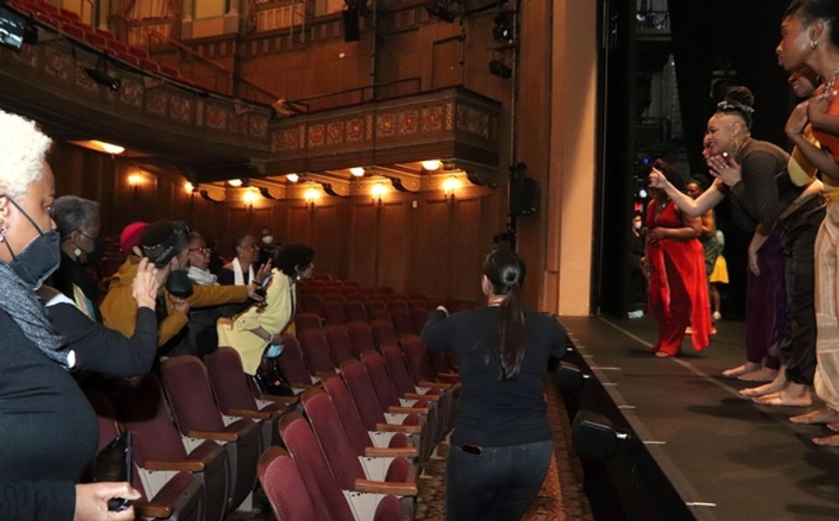 for colored girls who have considered suicide/ when the rainbow is enuf current cast at Photos: FOR COLORED GIRLS Original Cast Members Visit Current Broadway Company