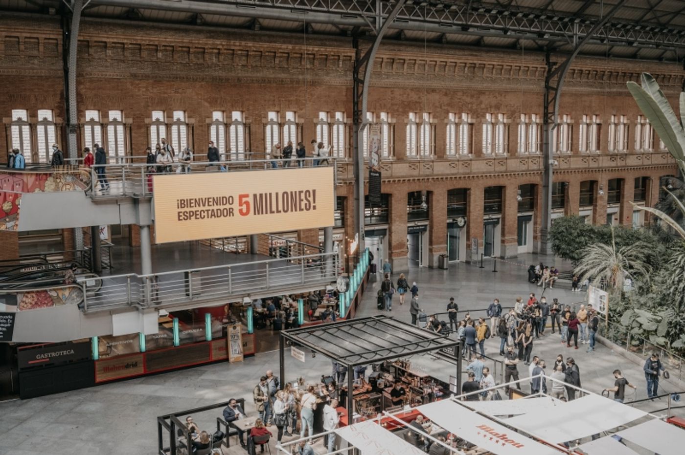 EL REY LEÓN celebra los 5 millones de espectadores en Madrid  Image