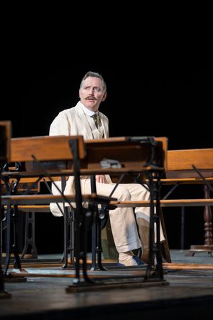 Rufus Wright  Photo