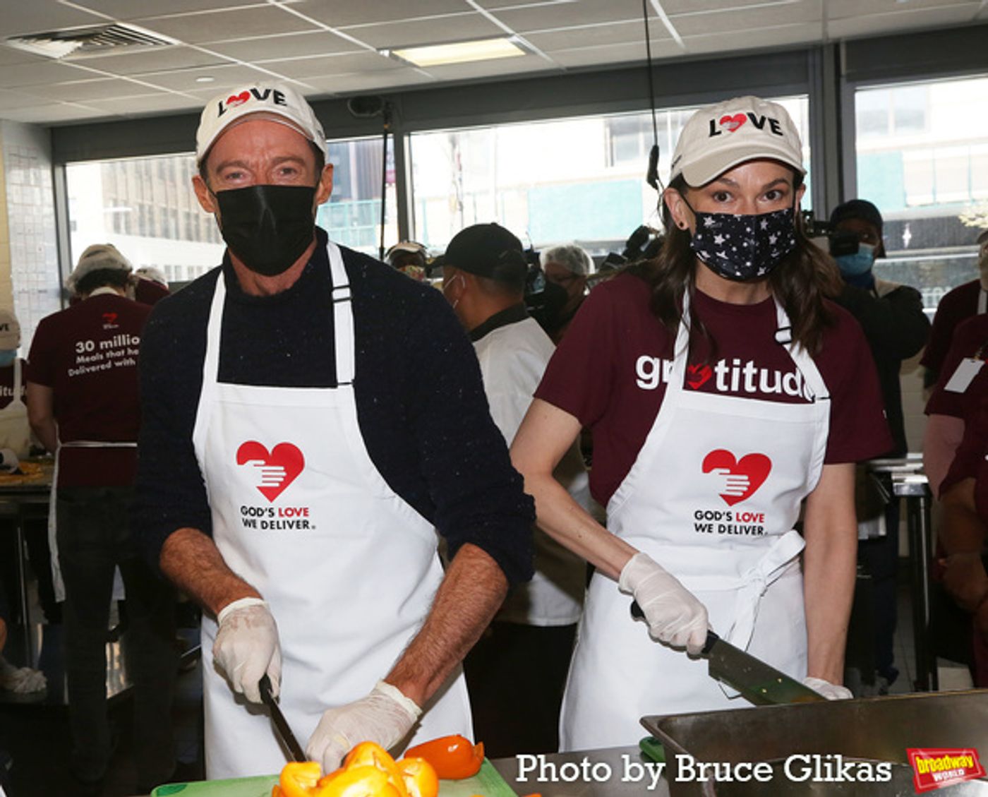 Photos: In the Kitchen with THE MUSIC MAN's Hugh Jackman & Sutton Foster  Image