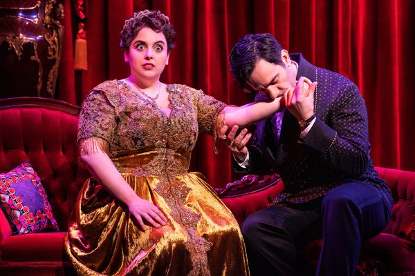 Beanie Feldstein (Fanny Brice) and Ramin Karimloo (Nick Arnstein) in Funny Girl Photo