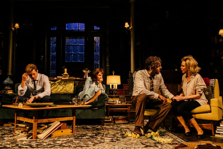 Photos: See Zachary Quinto, Calista Flockhart, Graham Phillips & Aimee Carrero in WHO'S AFRAID OF VIRGINIA WOOLF? Image
