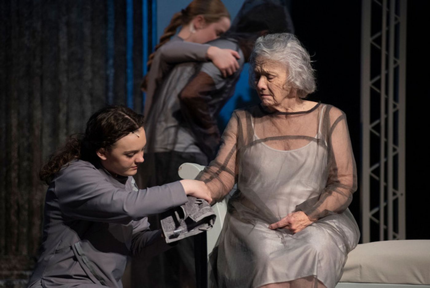 Photos: First Look at THE GIVER At Omaha Community Playhouse Photos: First Look at THE GIVER At Omaha Community Playhouse Image